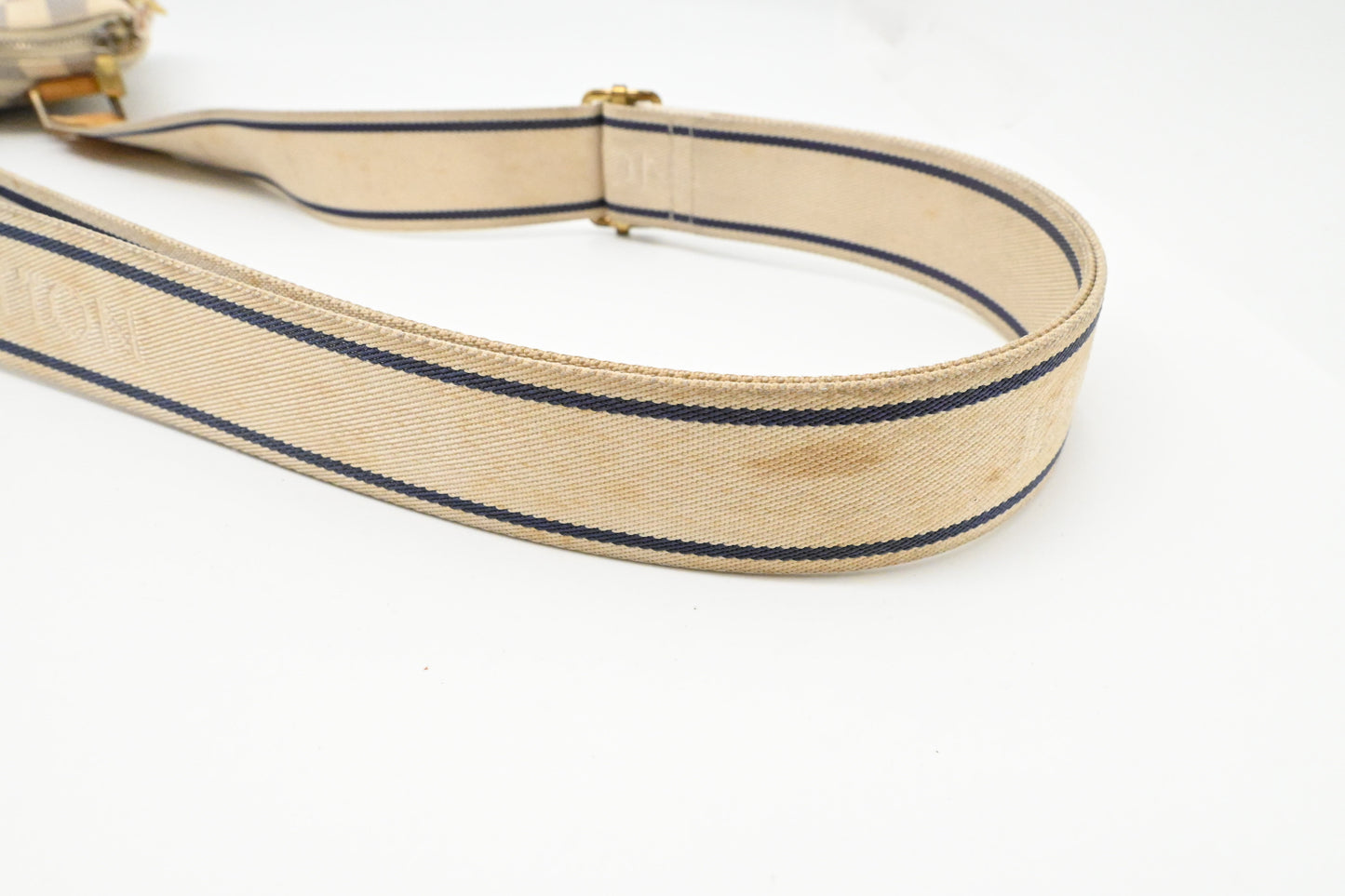 Louis Vuitton Pochette Bosphore in Damier Azur Canvas