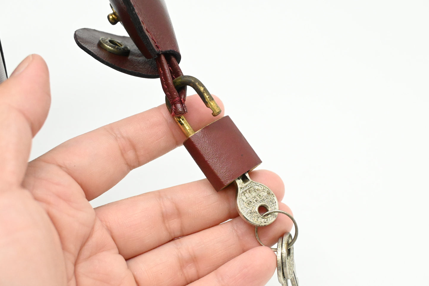 Cartier Handbag in Burgundy Leather