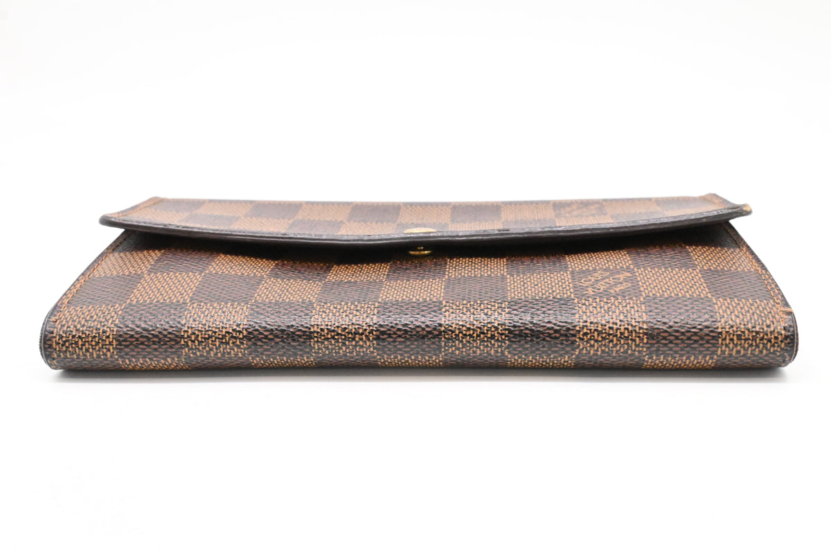 Louis Vuitton Sarah Wallet in Damier Ebene Canvas