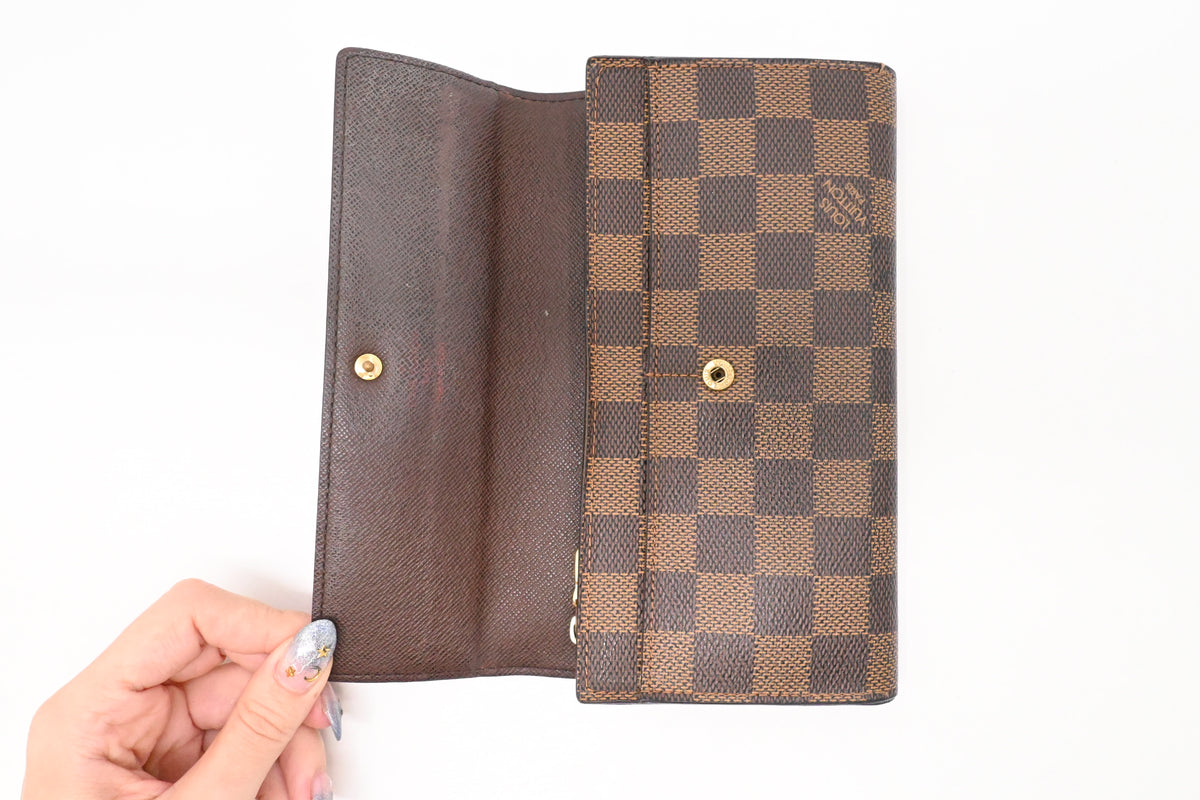 Louis Vuitton Sarah Wallet in Damier Ebene Canvas
