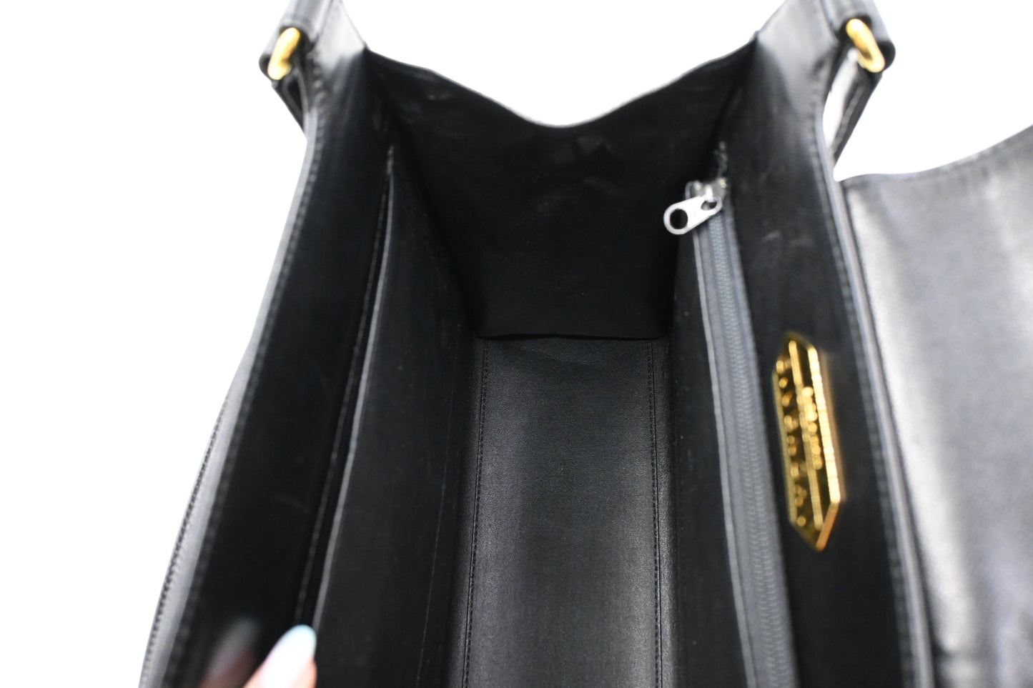 Givenchy Handbag in Black Leather