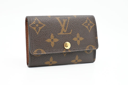 Louis Vuitton 6 Key Case in Monogram Canvas