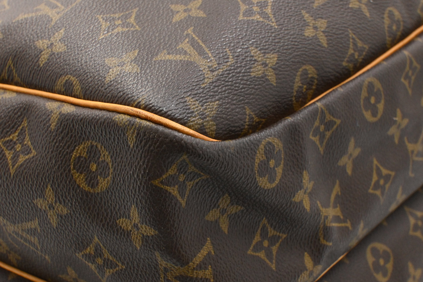 Louis Vuitton Alize 24H 2 Pouches in Monogram Canvas