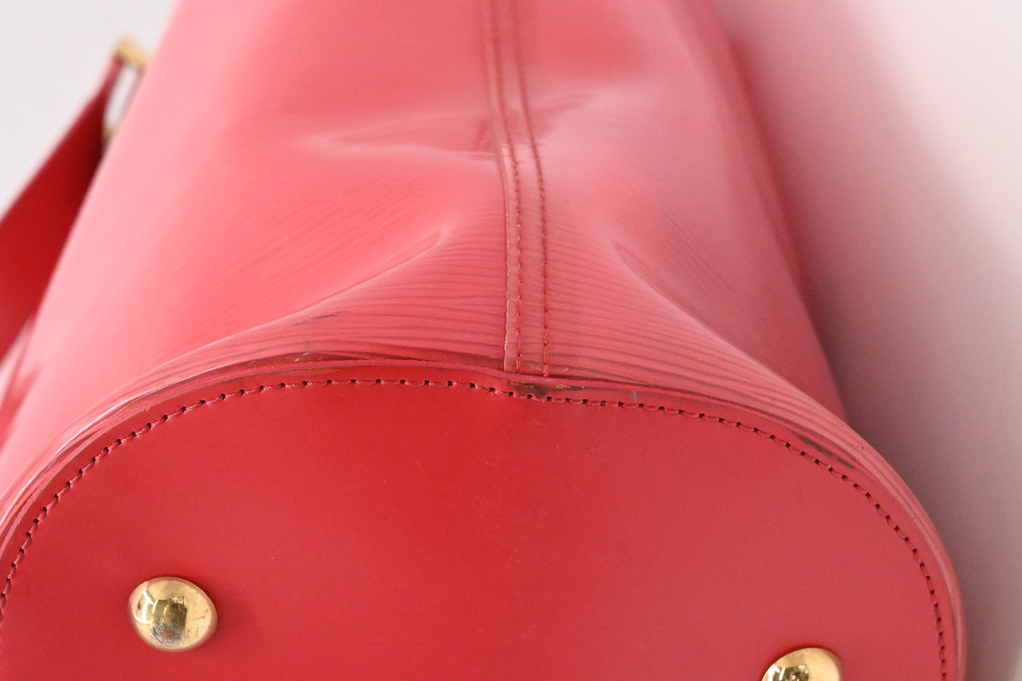 Louis Vuitton Plage Lagoon Bay Tote in Red Epi Vinyl