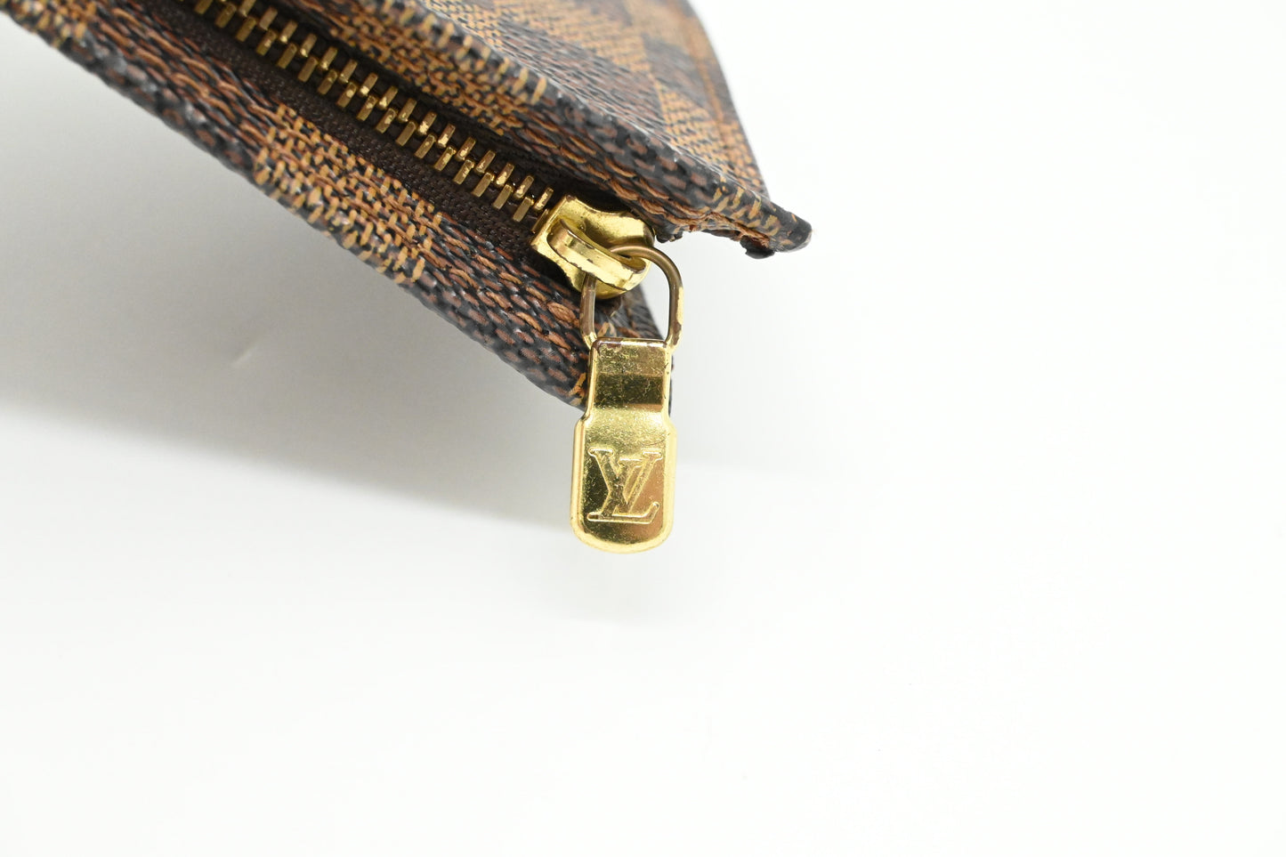 Louis Vuitton Bucket Pouch PM in Damier Ebene Canvas