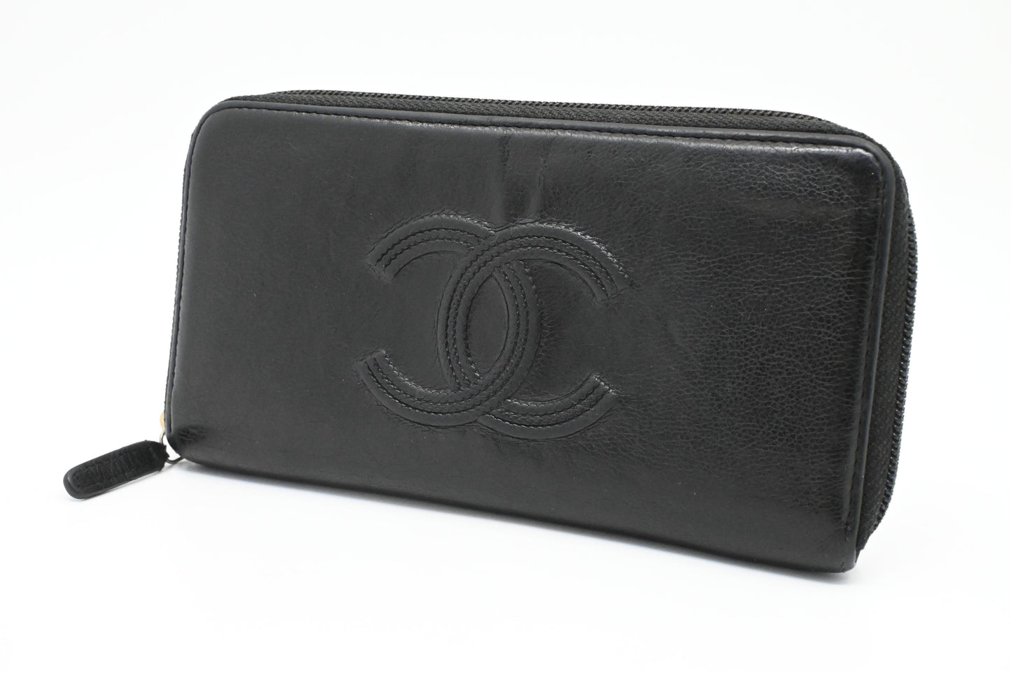 Chanel Zippy Wallet in Black Leather