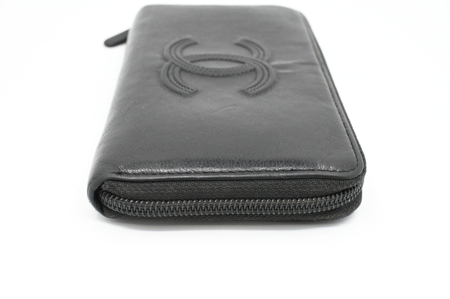 Chanel Zippy Wallet in Black Leather