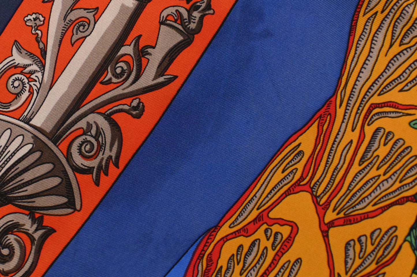 Hermes 'L'Atlantide' Carre 90 in Blue Silk
