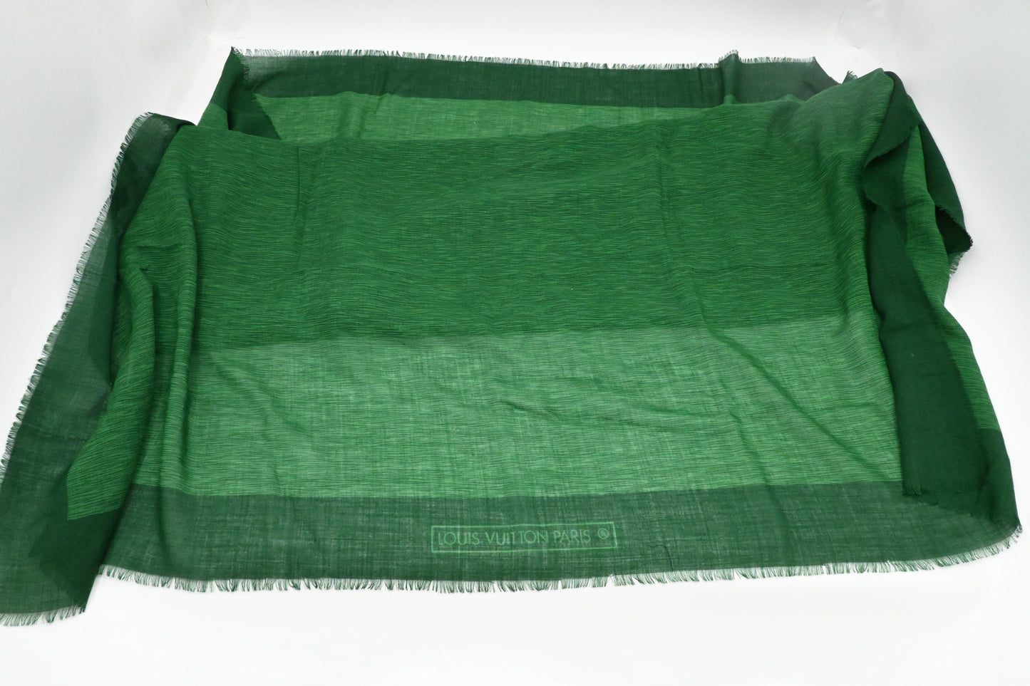 Louis Vuitton Shawl in Green Wool and Silk