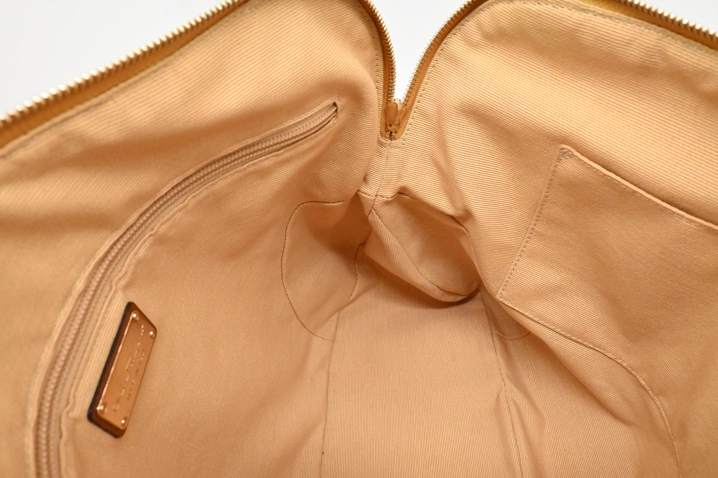 Ferragamo Handbag in Raffia and Brown Leather
