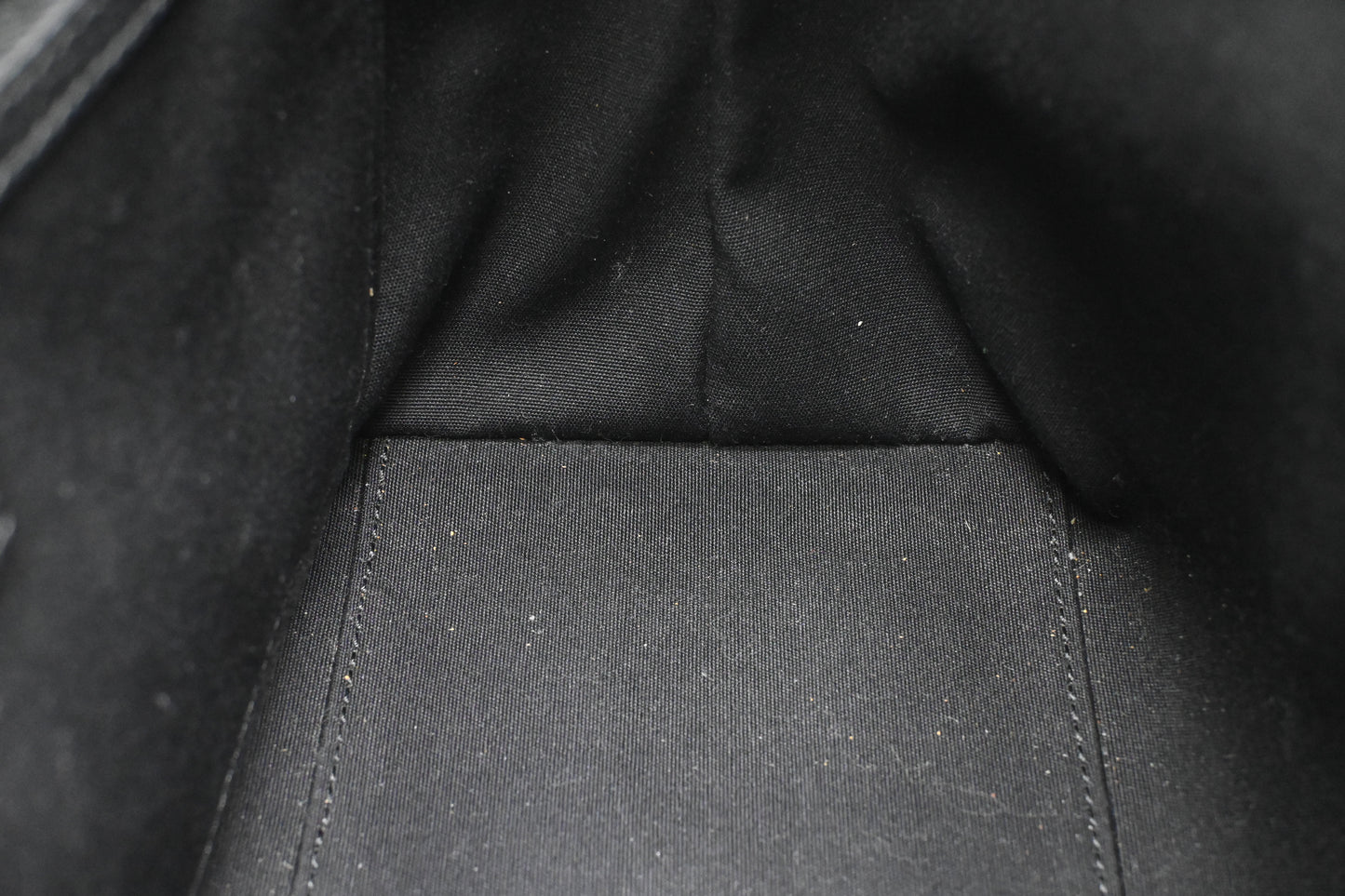 Dior Weekender 25 in Black Gravity Leather