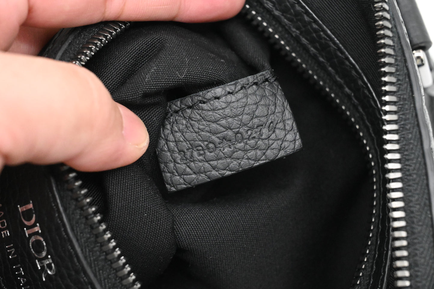 Dior Weekender 25 in Black Gravity Leather