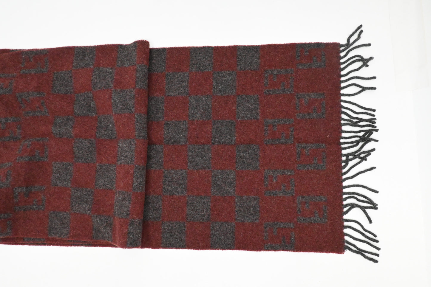 Fendi Scarf in Brown and Red Wool