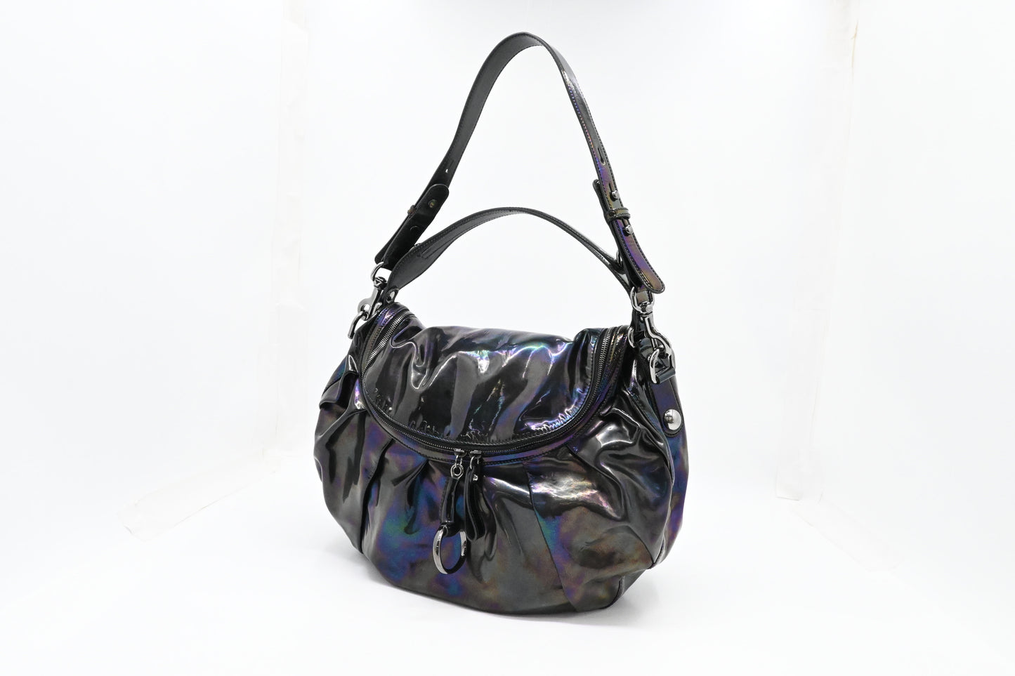 Gucci Iconbit Hobo Bag in Iridescent Patent Leather