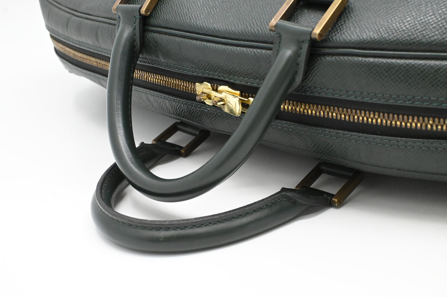 Louis Vuitton Helanga Travel Bag in Green Taiga Leather