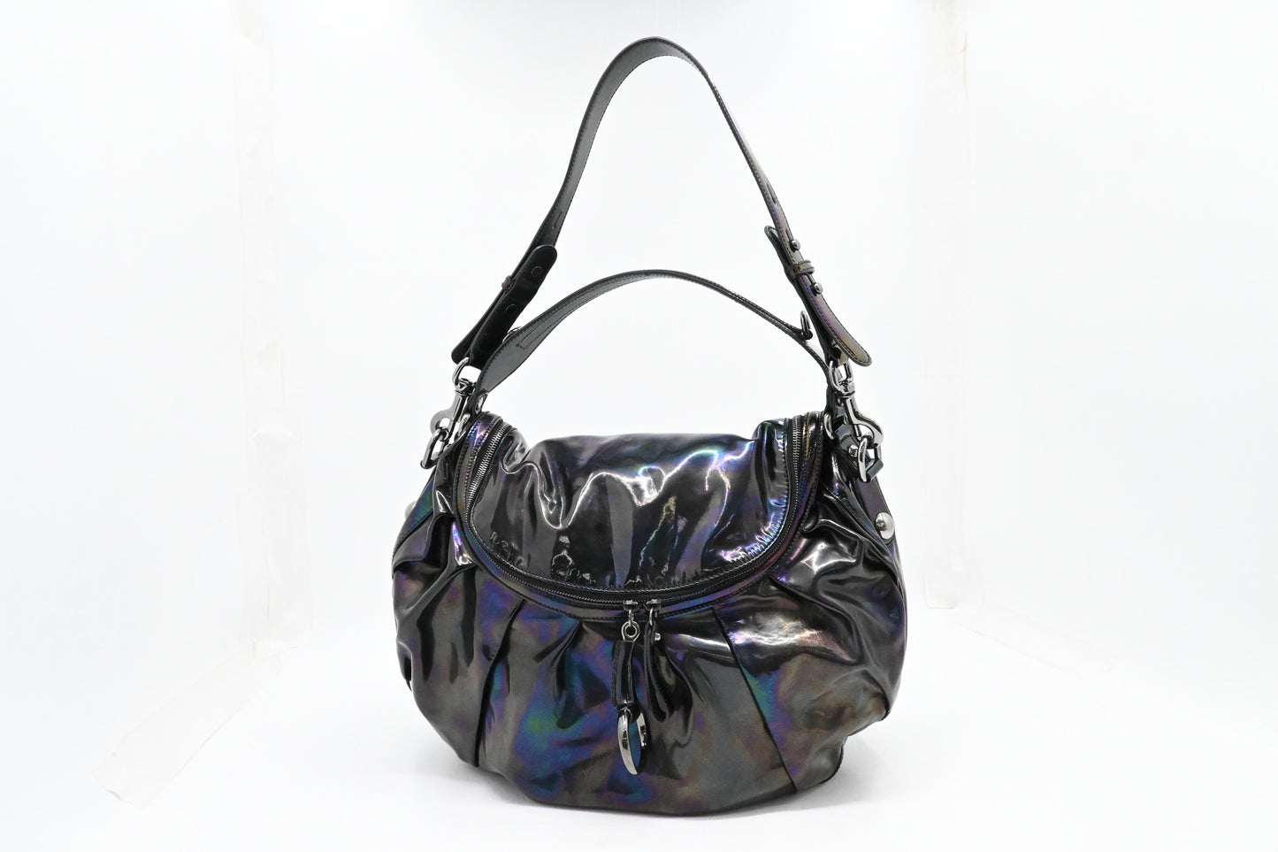 Gucci Iconbit Hobo Bag in Iridescent Patent Leather