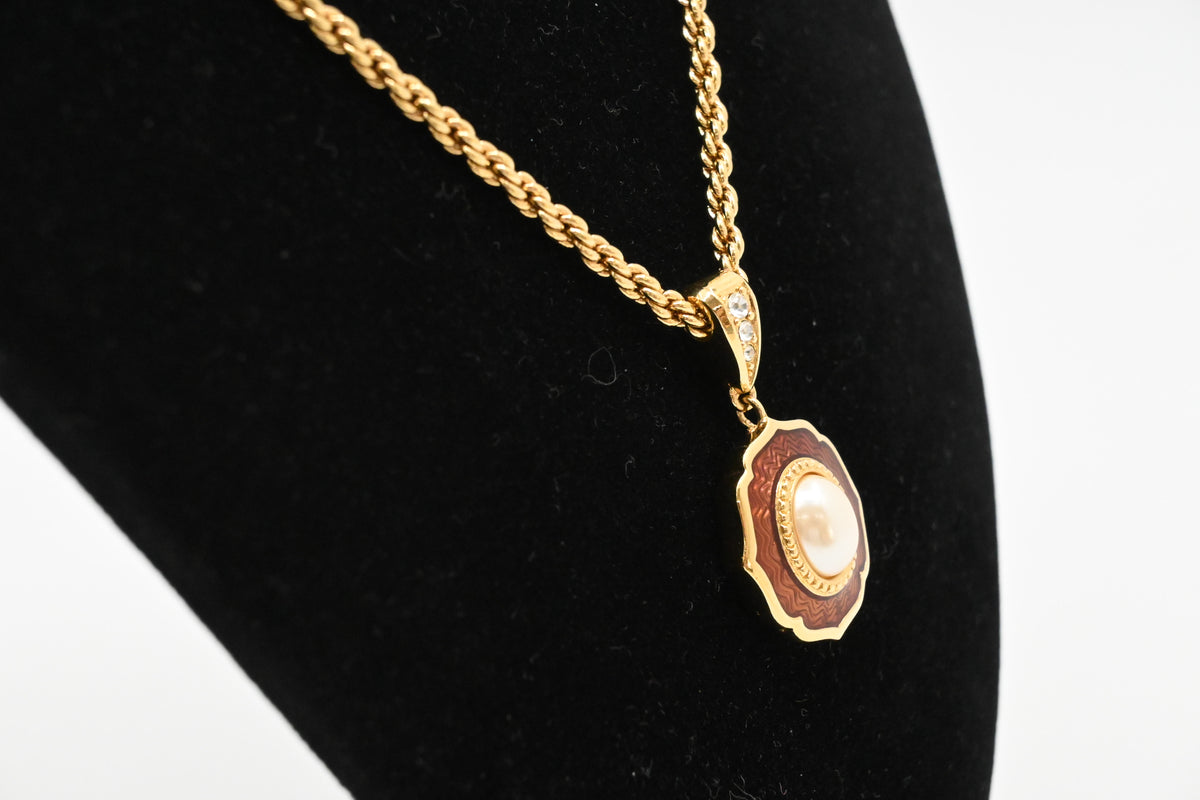 Burberry Pearl Pendant Necklace