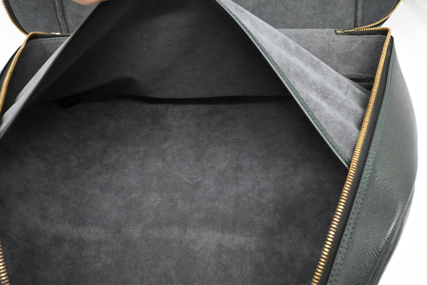 Louis Vuitton Helanga Travel Bag in Green Taiga Leather