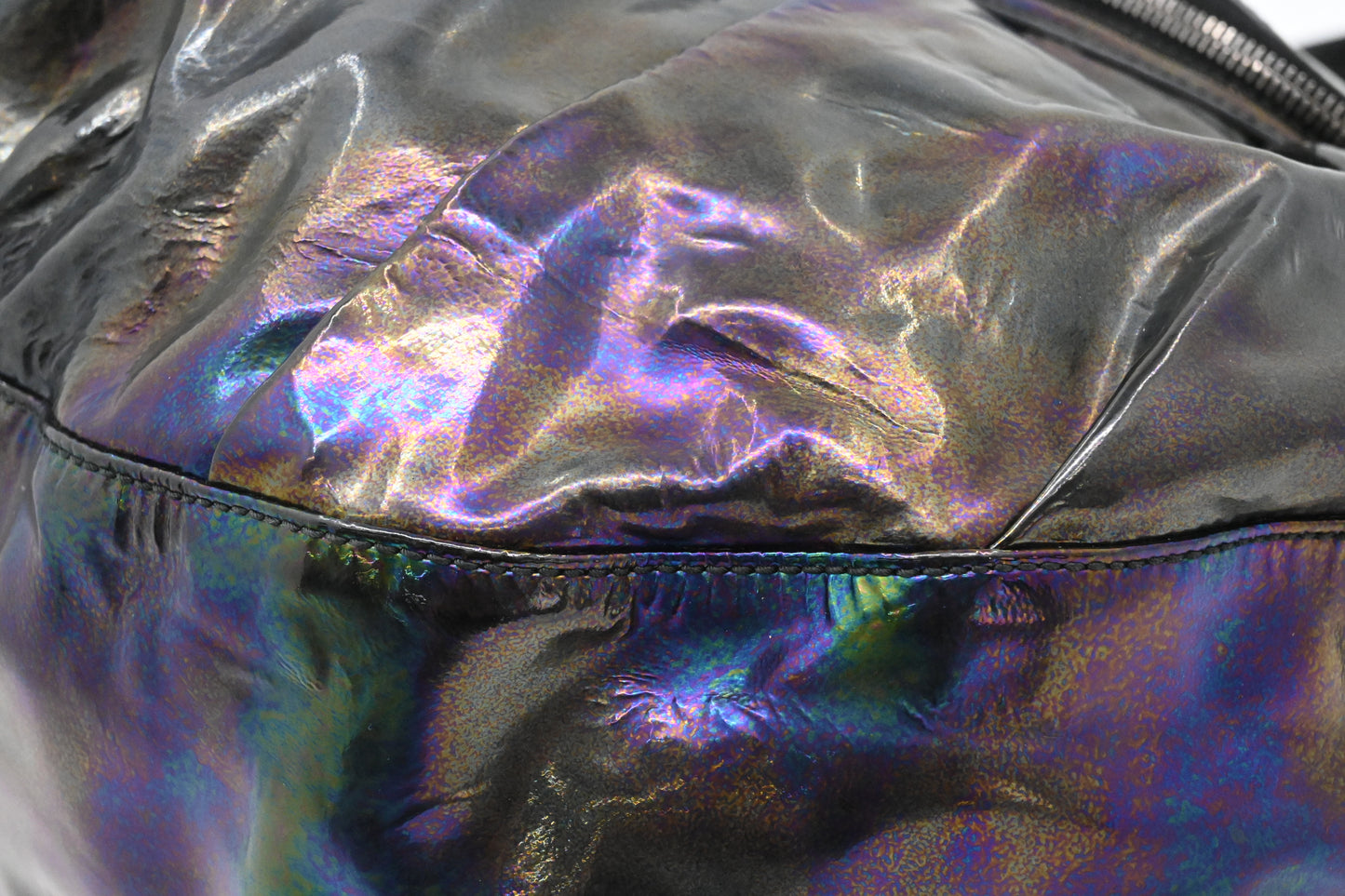 Gucci Iconbit Hobo Bag in Iridescent Patent Leather