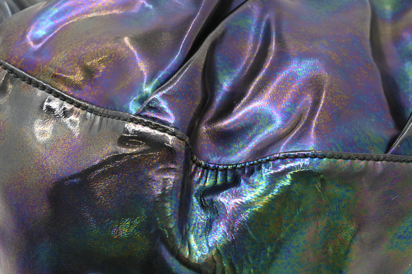 Gucci Iconbit Hobo Bag in Iridescent Patent Leather