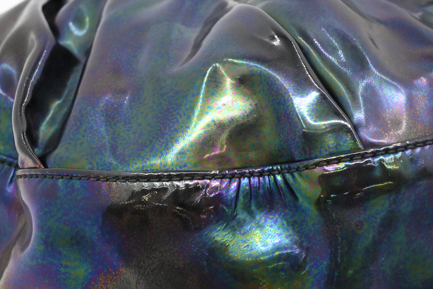 Gucci Iconbit Hobo Bag in Iridescent Patent Leather