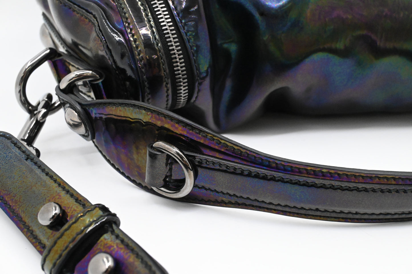 Gucci Iconbit Hobo Bag in Iridescent Patent Leather