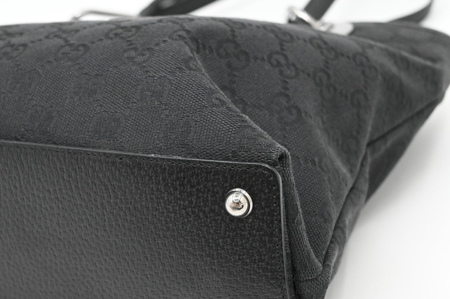 Gucci Tote in Black GG Canvas