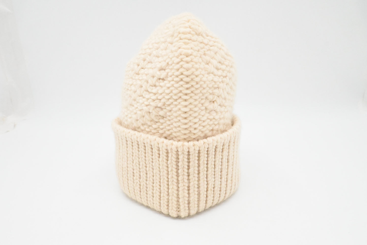 Louis Vuitton Hat in White Wool and Alpaca