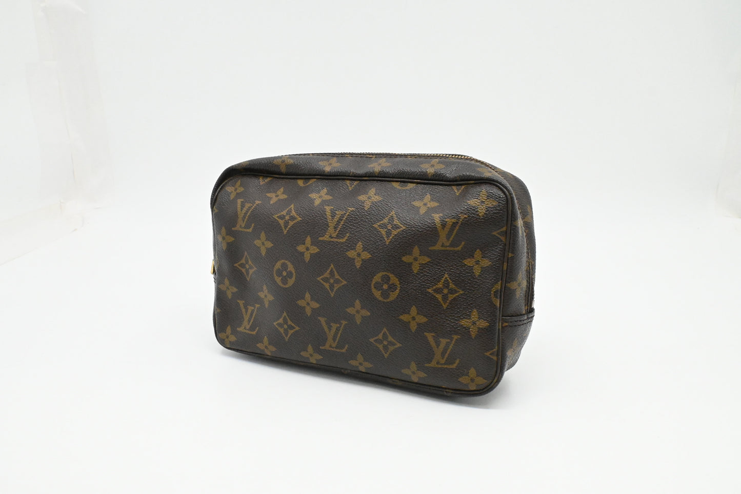 Louis Vuitton Trousse 23 in Monogram Canvas