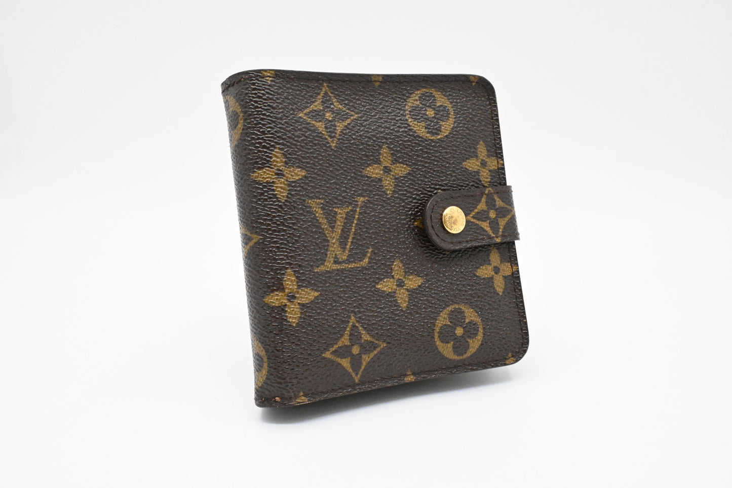 Louis Vuitton Compact Zippy Wallet in Monogram Canvas