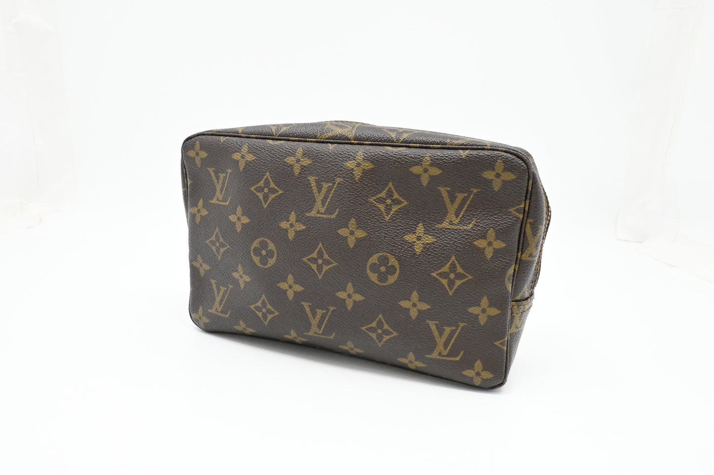 Louis Vuitton Trousse 23 in Monogram Canvas