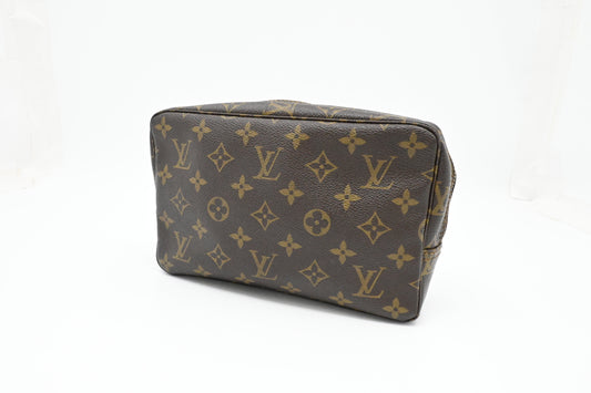 Louis Vuitton Trousse 23 in Monogram Canvas