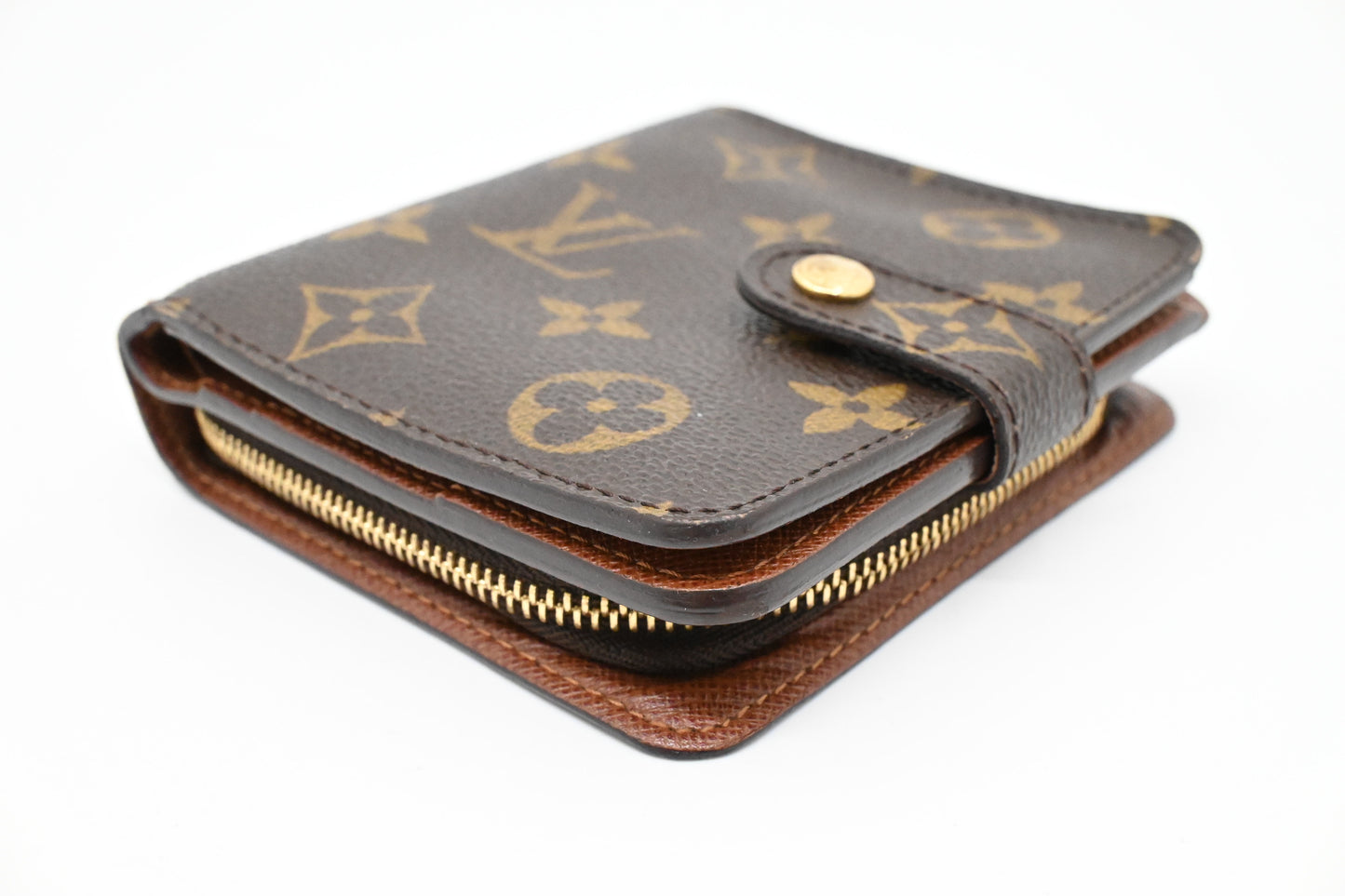 Louis Vuitton Compact Zippy Wallet in Monogram Canvas
