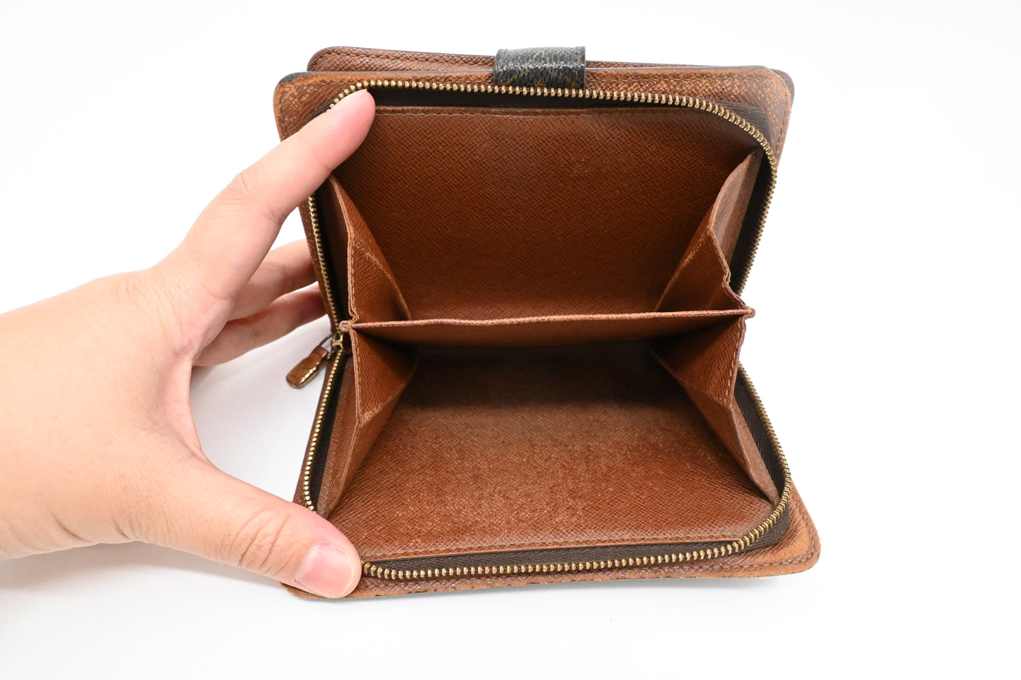 Louis Vuitton Porte Papier Zippe Wallet in Monogram Canvas