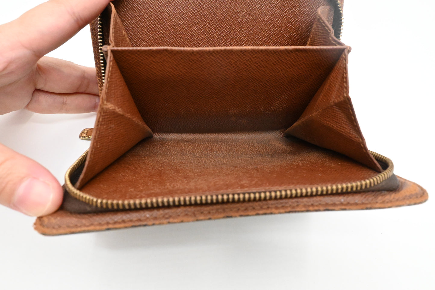 Louis Vuitton Porte Papier Zippe Wallet in Monogram Canvas