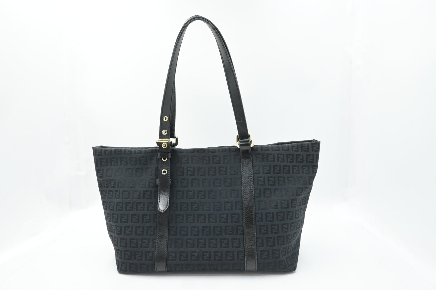 Fendi Tote Bag in Black Zucchino Canvas
