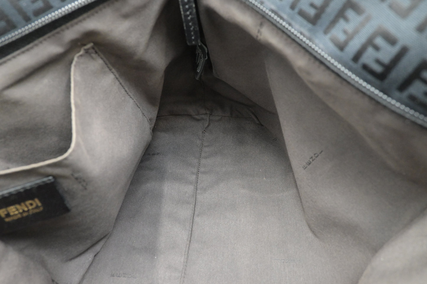 Fendi Tote Bag in Black Zucchino Canvas