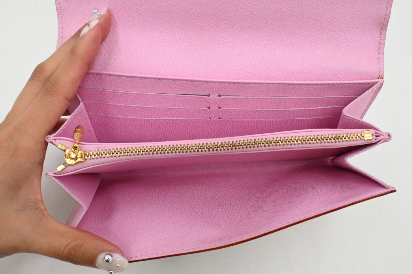 Louis Vuitton Sarah Wallet in White Multicolor Canvas