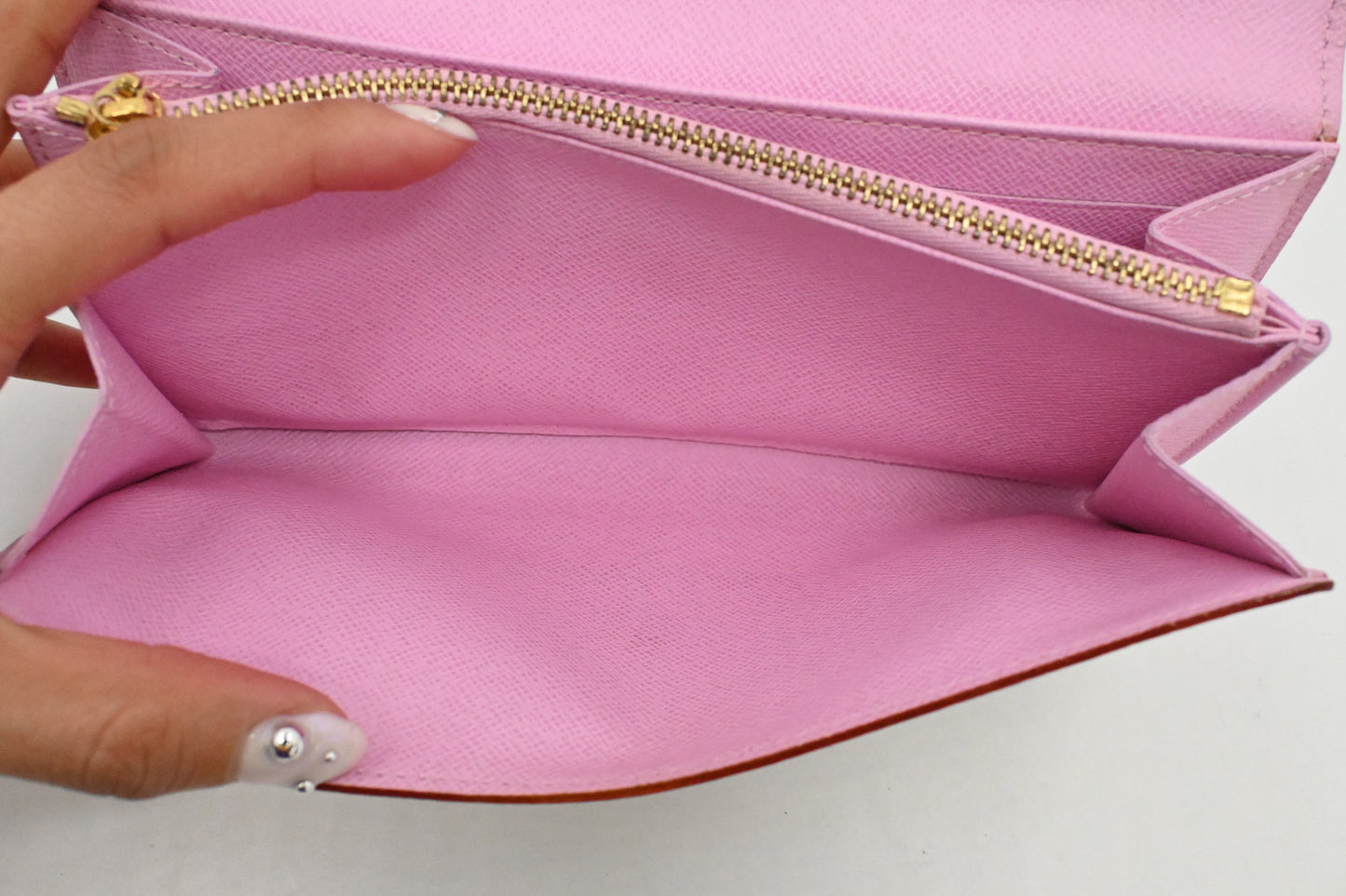 Louis Vuitton Sarah Wallet in White Multicolor Canvas