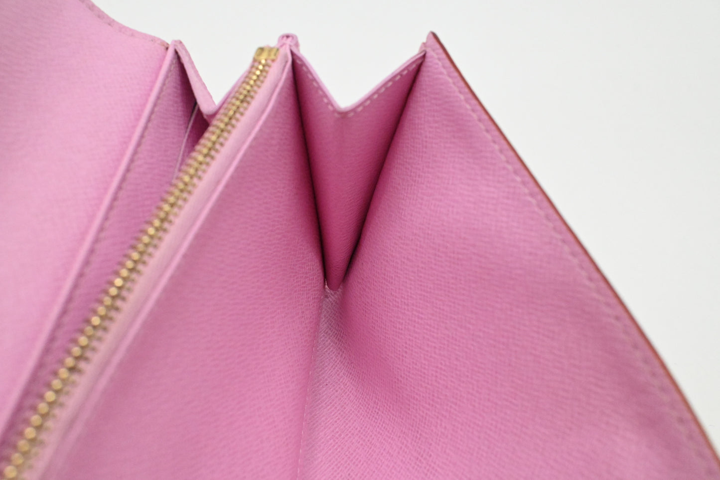 Louis Vuitton Sarah Wallet in White Multicolor Canvas