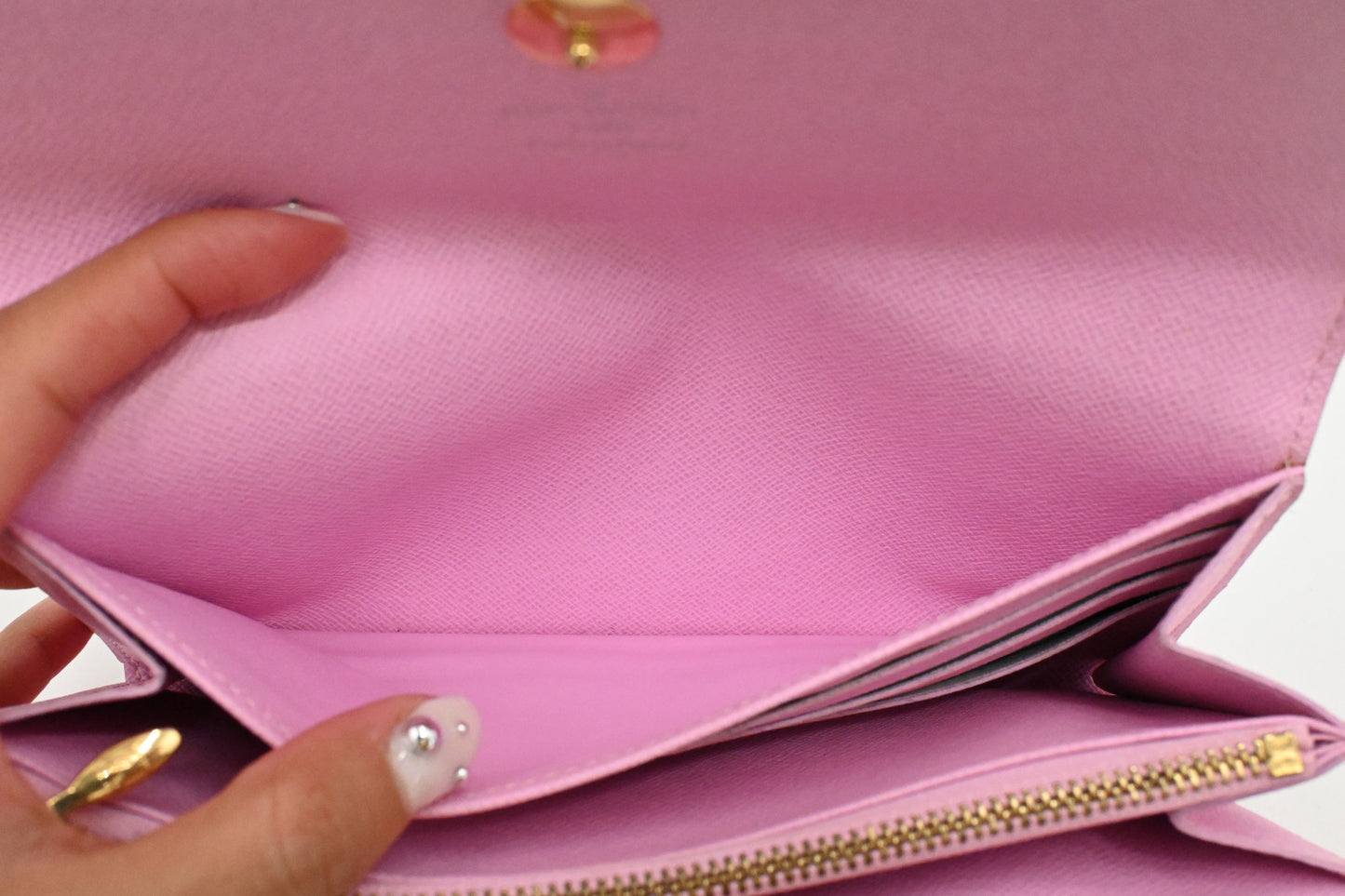 Louis Vuitton Sarah Wallet in White Multicolor Canvas