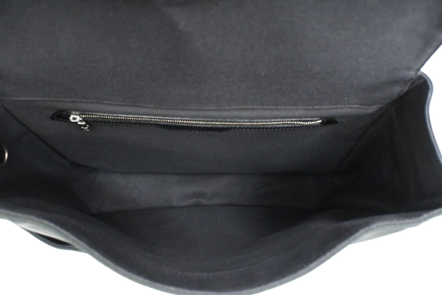 Louis Vuitton Viktor Messenger Bag in Black Taiga Leather & Green Nylon