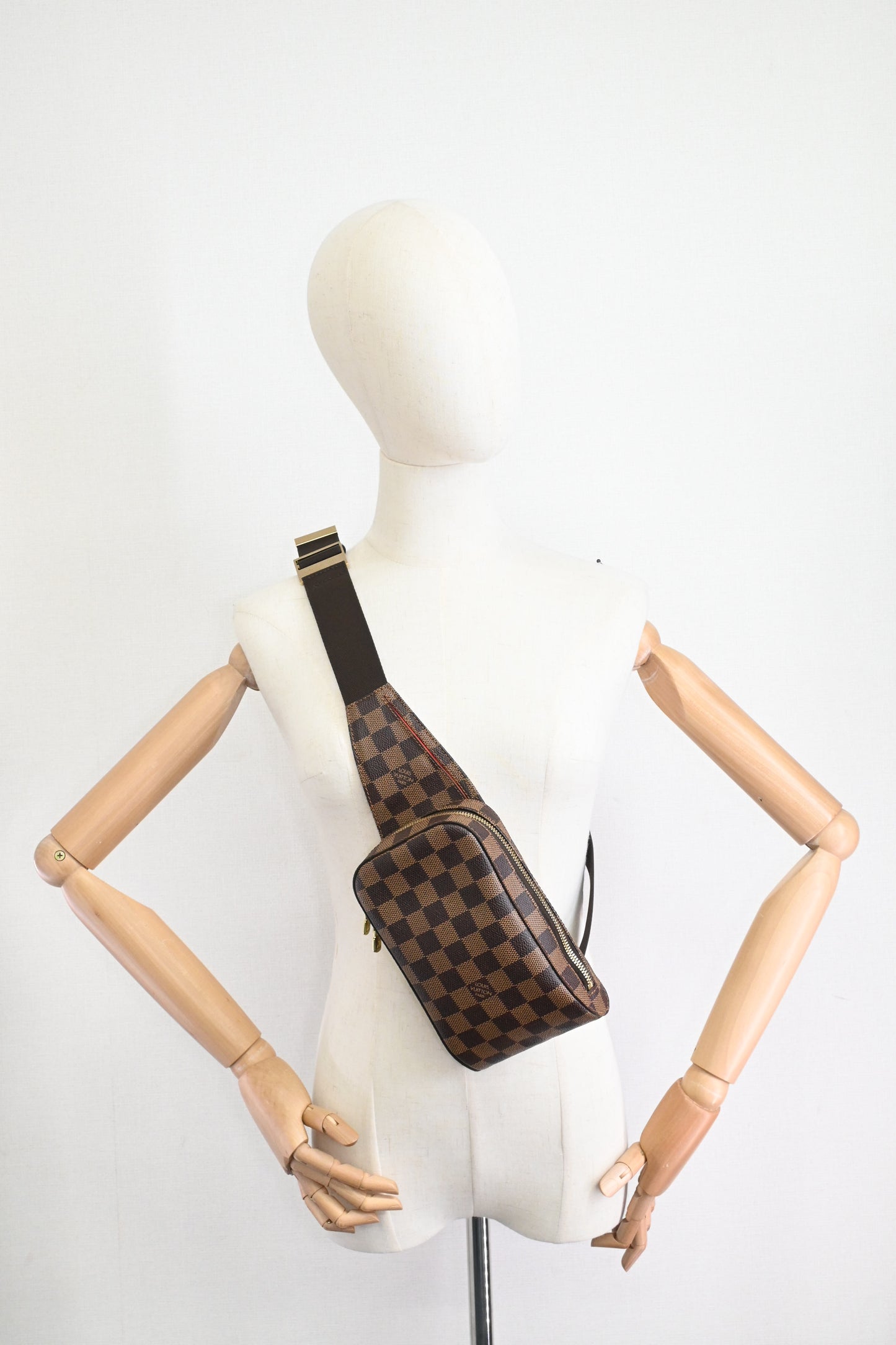 Louis Vuitton Geronimo in Damier Ebene Canvas