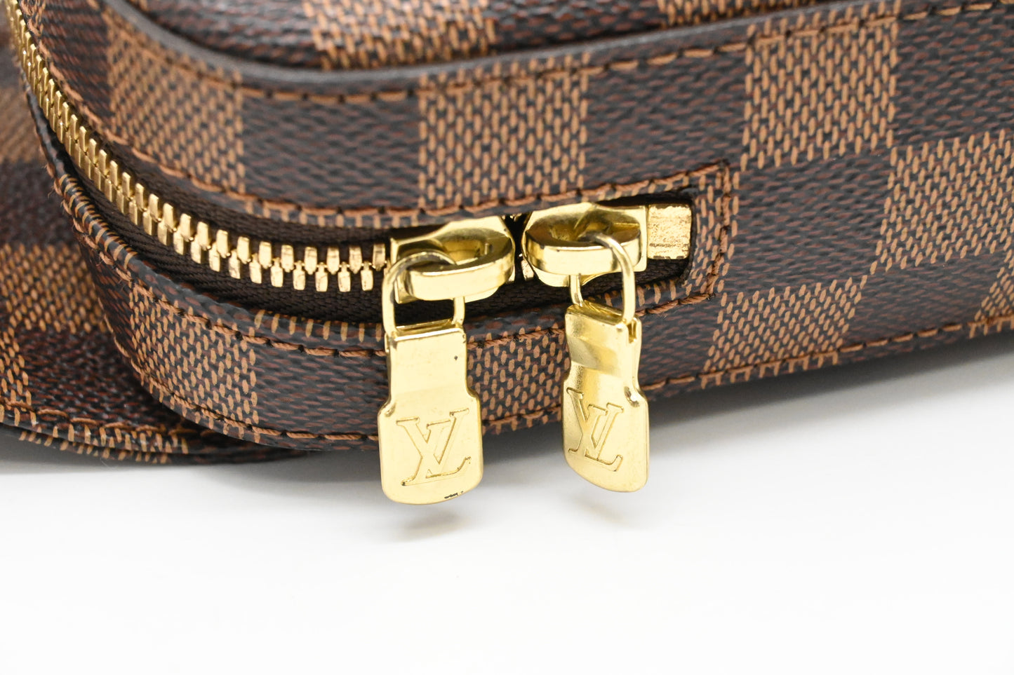 Louis Vuitton Geronimo in Damier Ebene Canvas