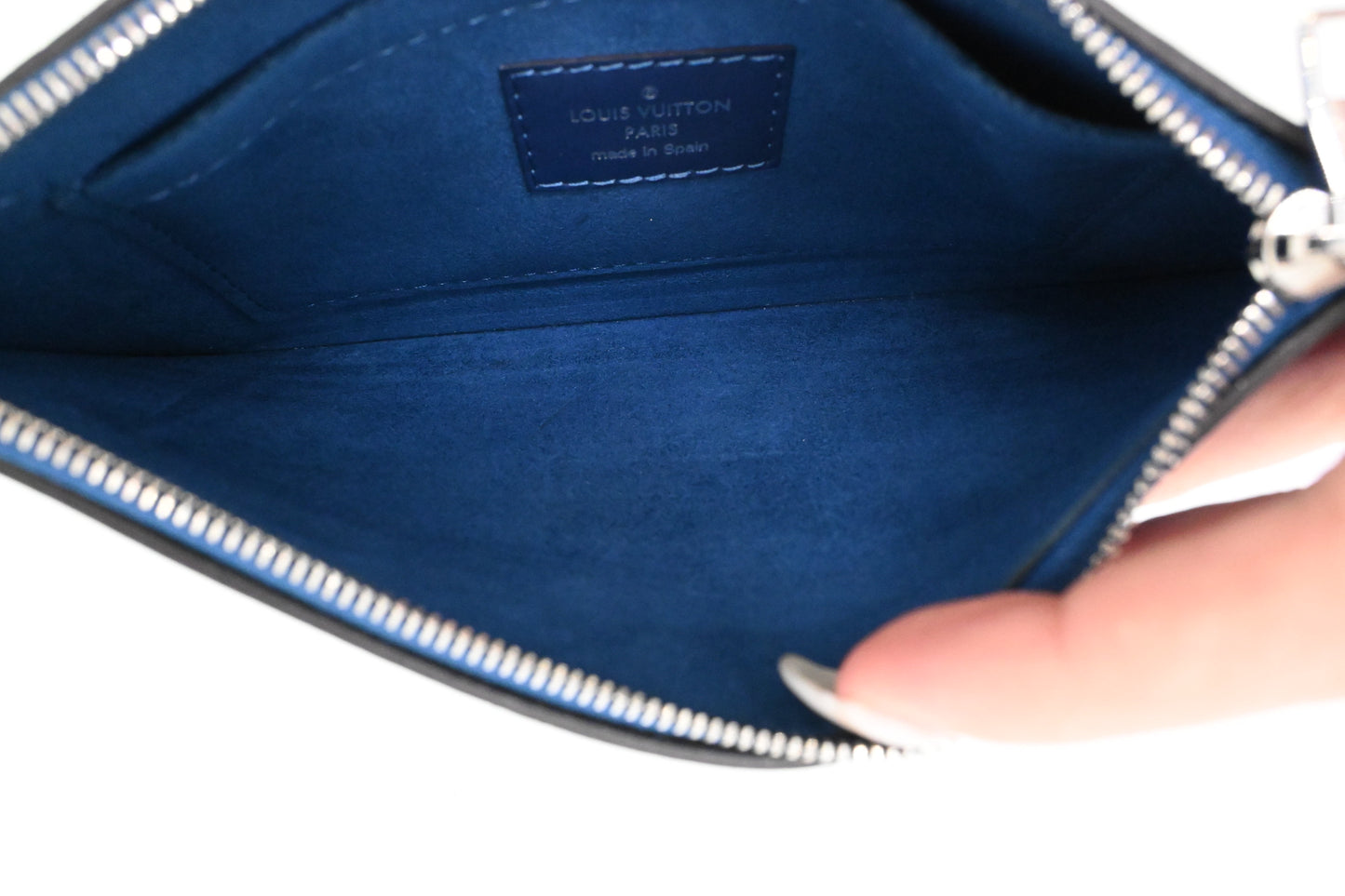 Louis Vuitton Neverfull PM Pouch in Epi Blue Leather