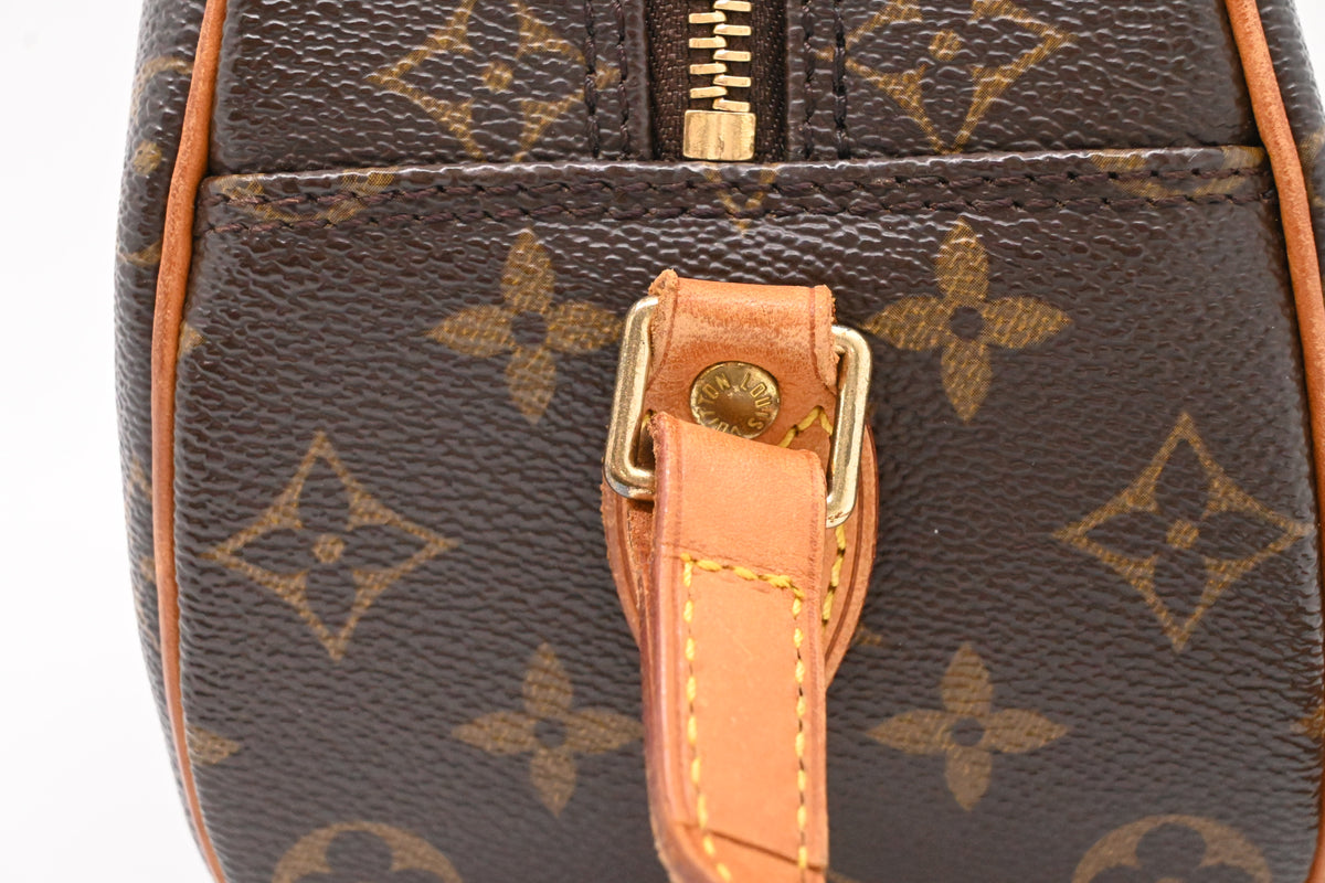 Louis Vuitton Blois in Monogram Canvas