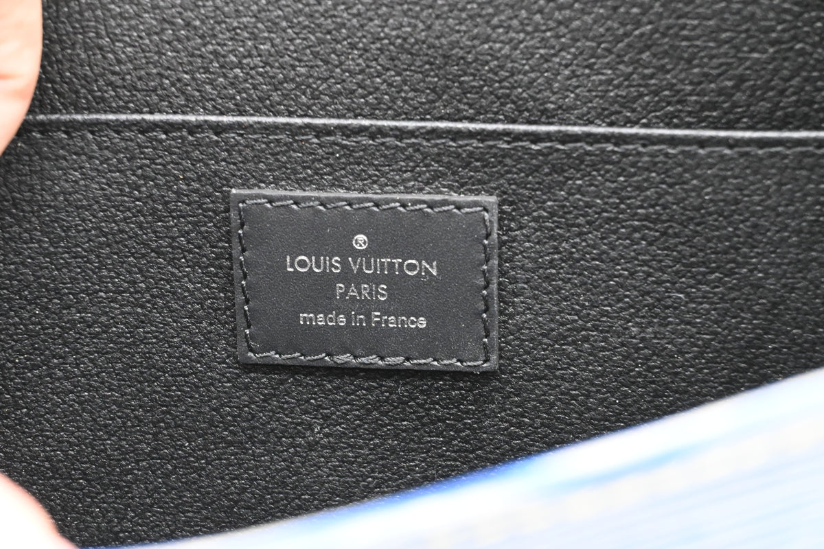 Louis Vuitton Toiletry 26 in Blue Epi Denim Leather