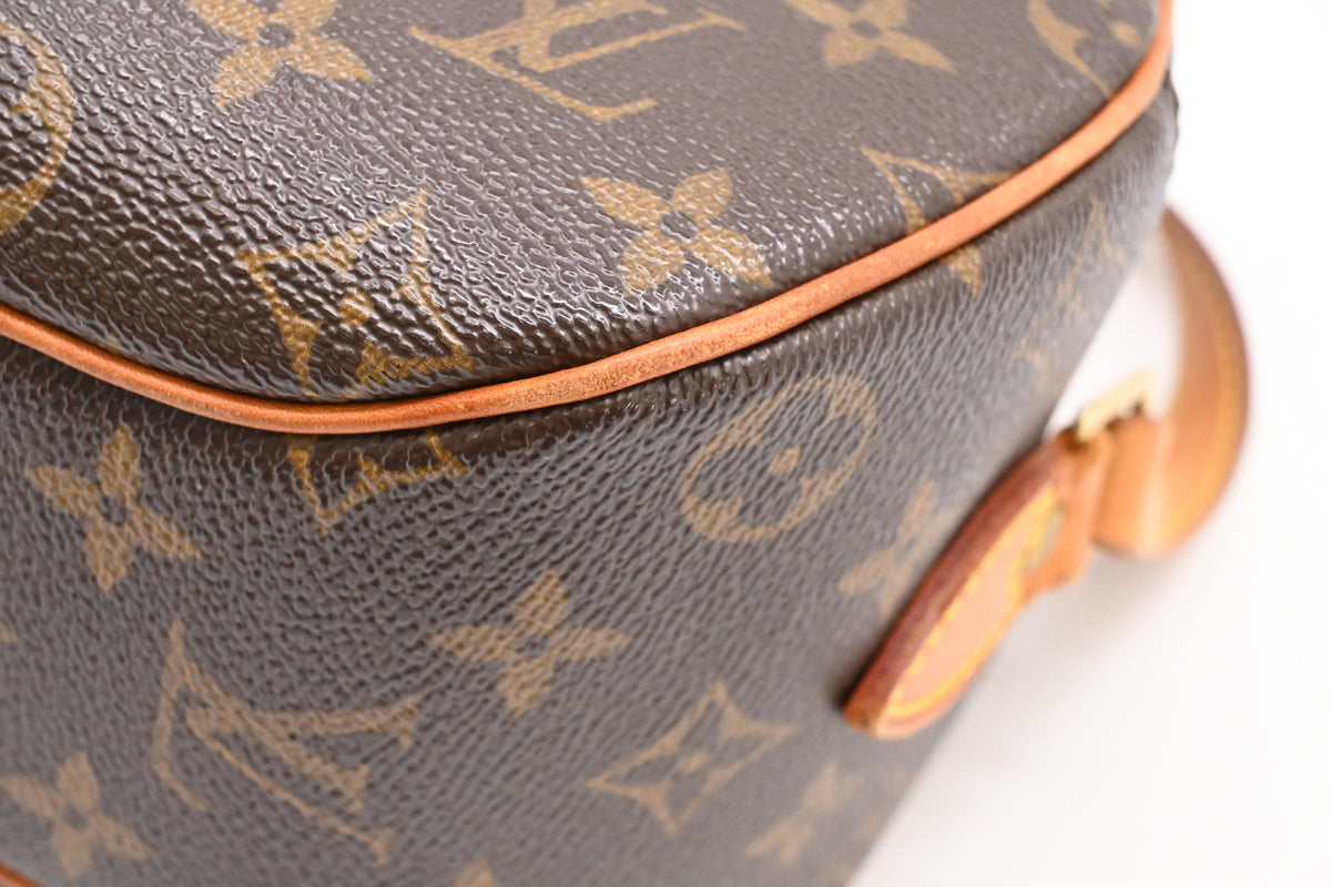 Louis Vuitton Blois in Monogram Canvas