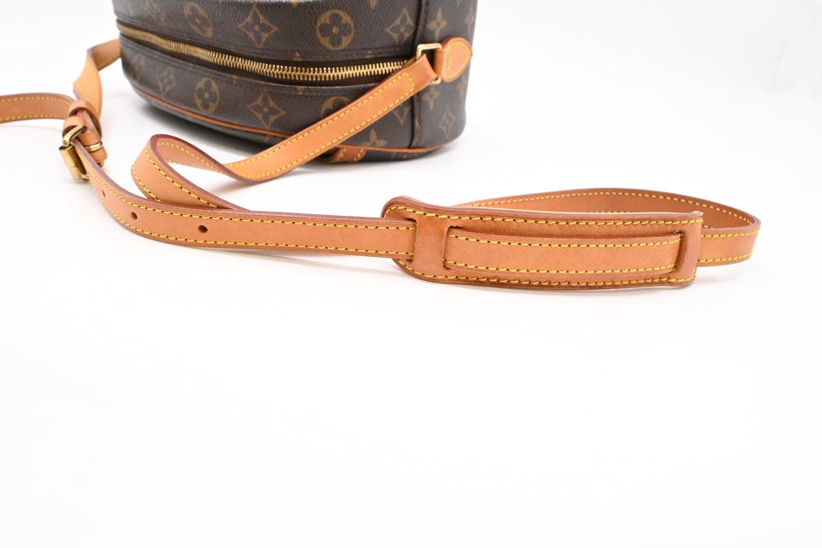 Louis Vuitton Blois in Monogram Canvas