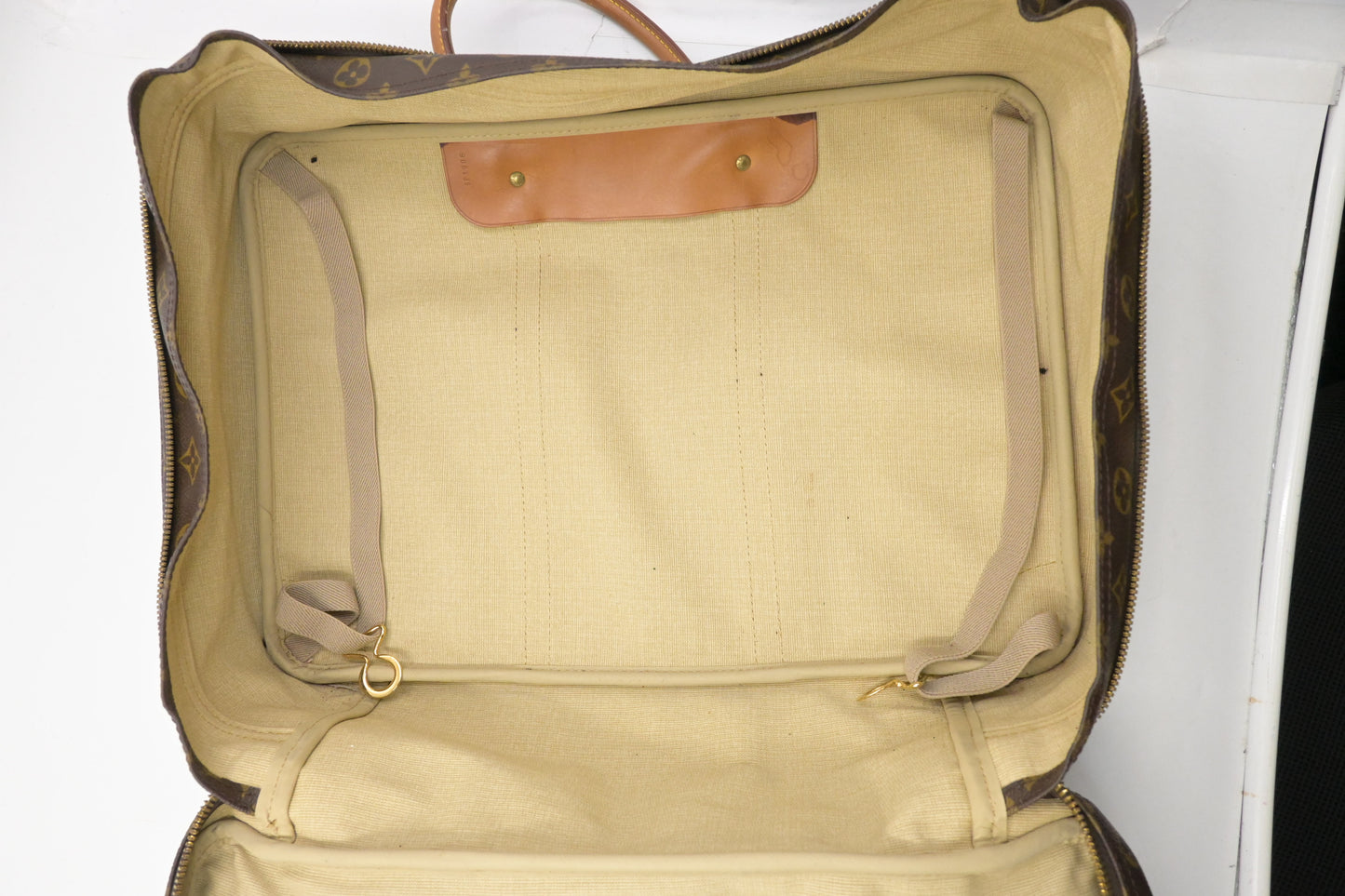 Louis Vuitton Sirius 45 in Monogram Canvas